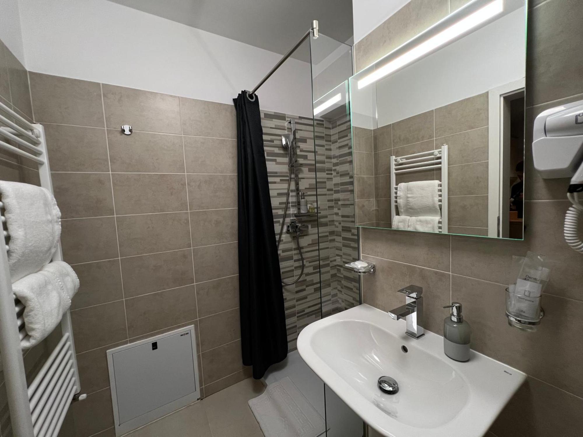Mm Residence Cluj-Napoca Eksteriør bilde